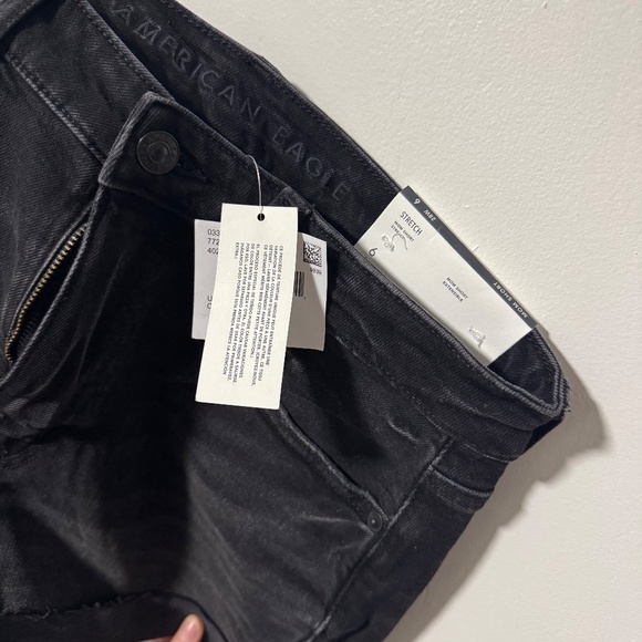 Stretch Demin Mom Short - Picture 3 of 3